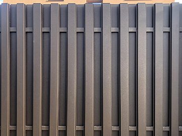 Svajone vertical segmentinė tvora - SegmentinesTvoros.eu